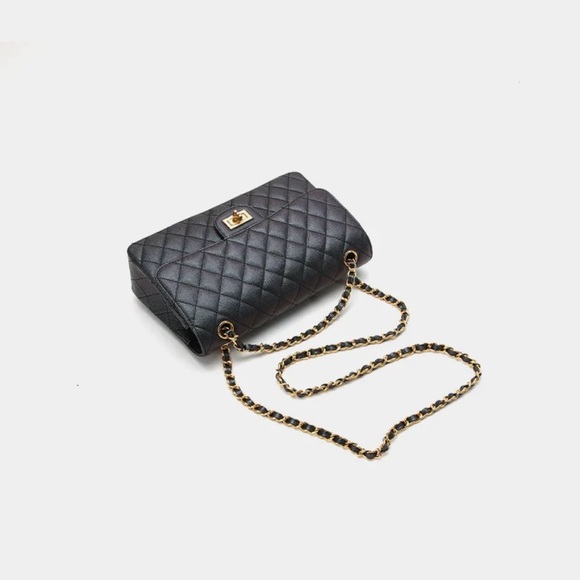 Calfskin leather black gold chain bag - Picture 3 of 11